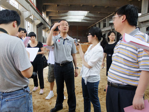 “中國網絡媒體江西行”采訪團抵達四特科技工業園