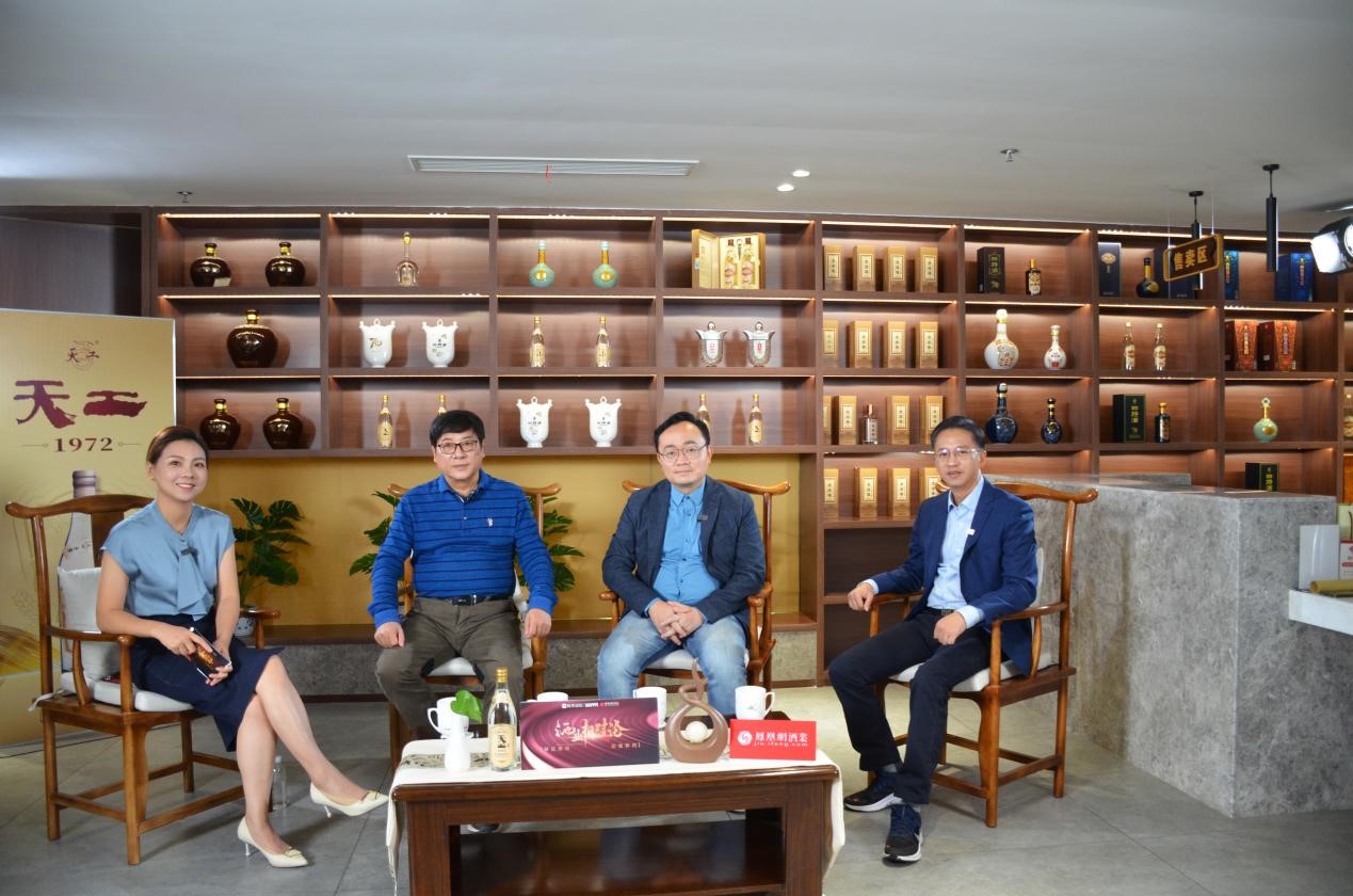 鳳凰網欄目組再度走進四特酒，探尋好酒的誕生