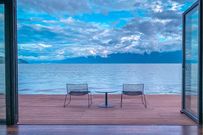 住最孤獨的酒店，追逐日出日落---大理邊際洱海戶外酒店