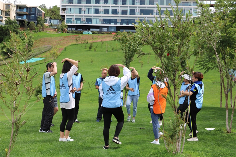 大理古城中成村鎮(zhèn)銀行凝聚力主題團建活動