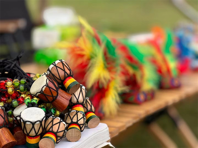 大理旅游：大理非洲鼓主題拓展團建暨非洲鼓道具租賃